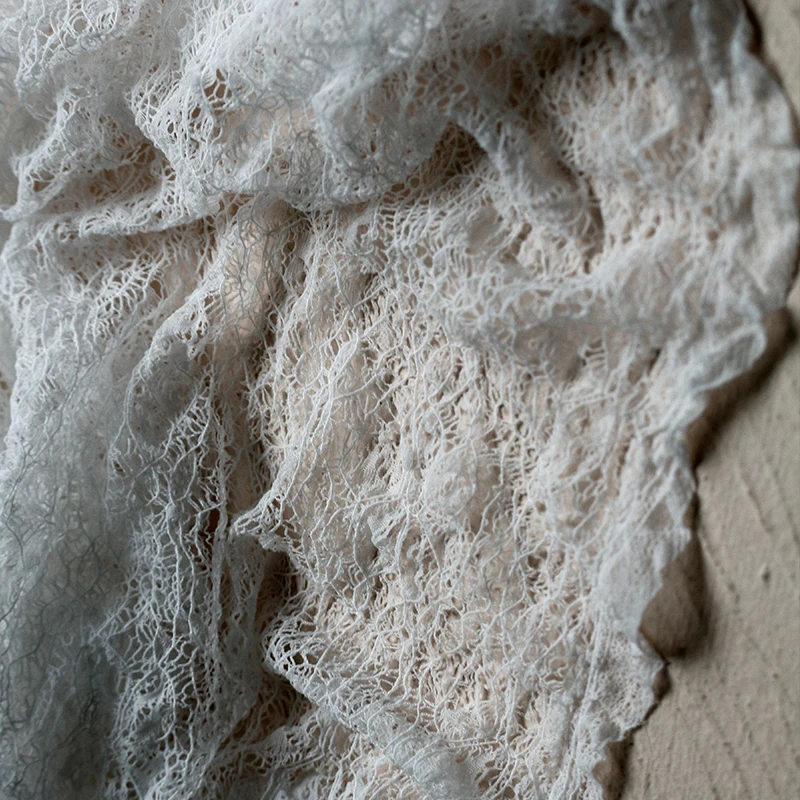 디자이너 불규칙 컷아웃 레이스 원단 화이트 메쉬 드레스 - Crystal Mesh Fabric 리뷰 및 가격